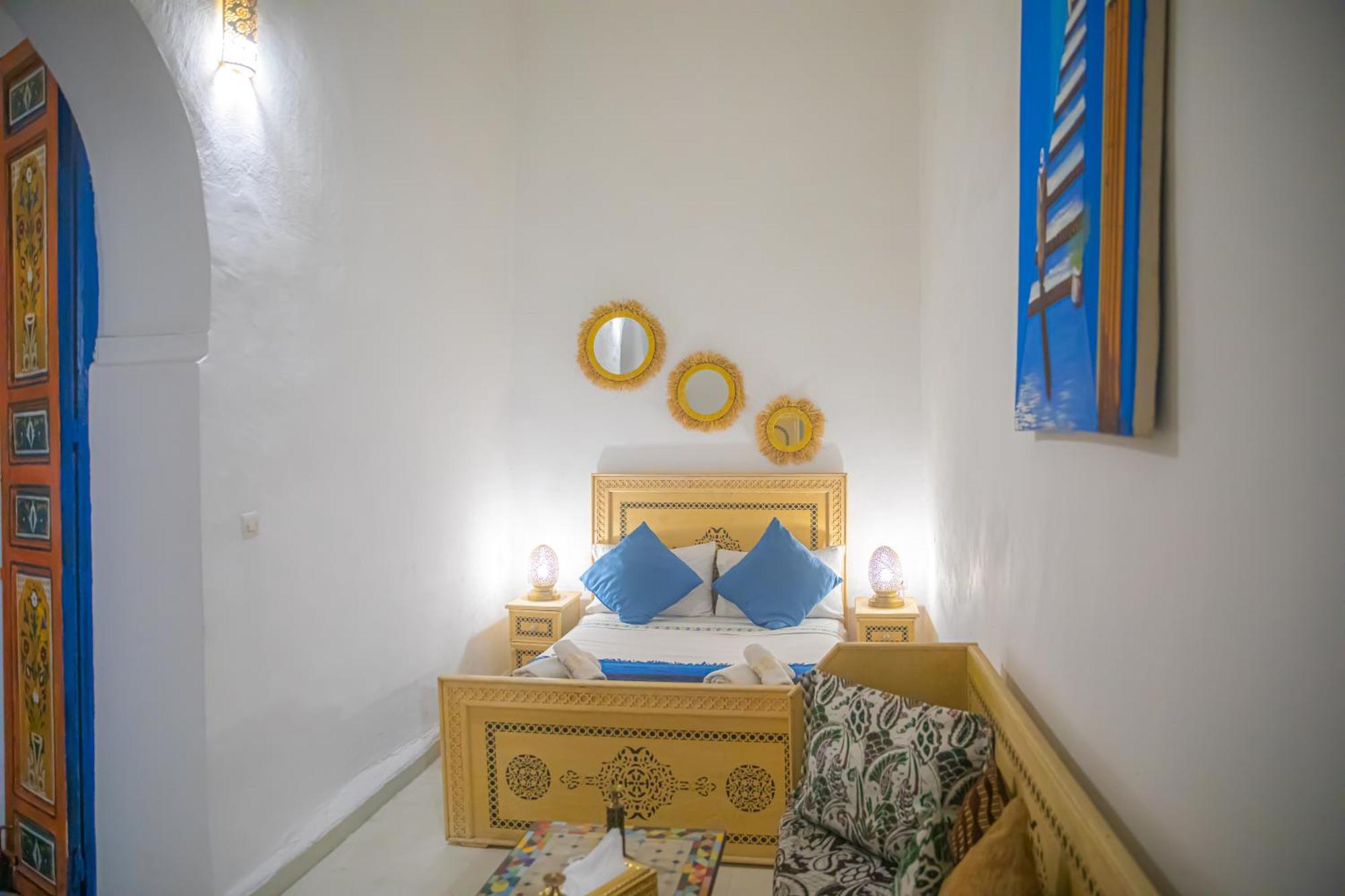 Dar Fez Arinas Hotel Екстериор снимка