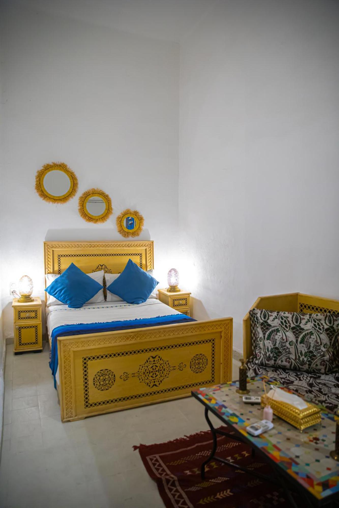 Dar Fez Arinas Hotel Екстериор снимка